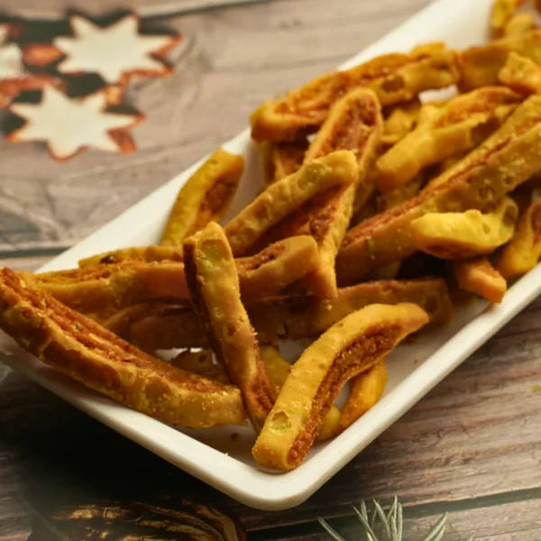 Methi Bakarwadi Sticks 200gm
